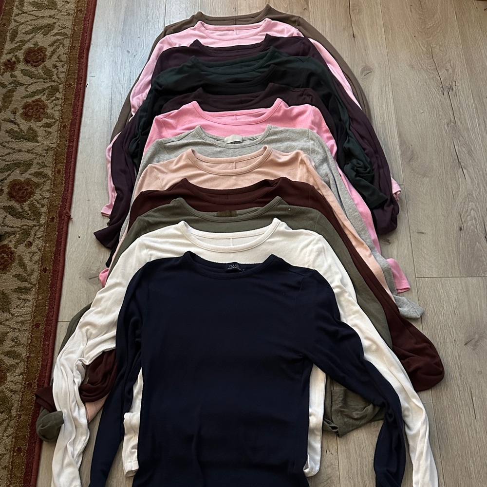 ✨NUUDS Slinky Rib long sleeve lot 13 total L/XL LK NEW!✨